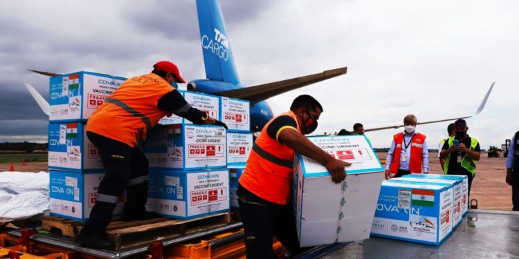 Unas 500.000 vacunas llegarían al país este mayo