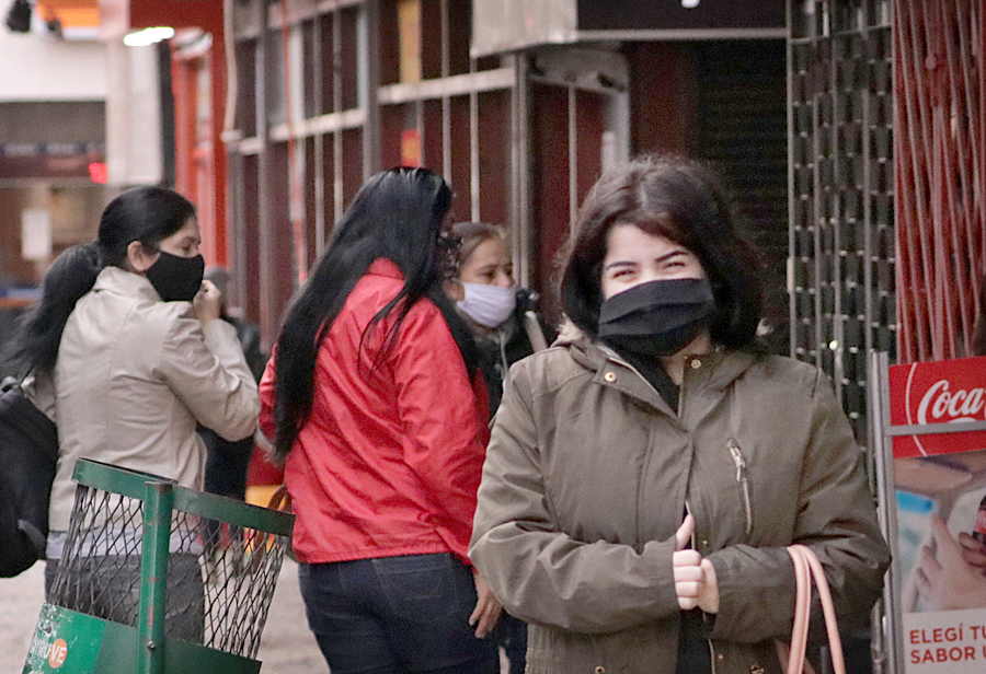 Descenso de temperatura con ingreso de un frente frí­o