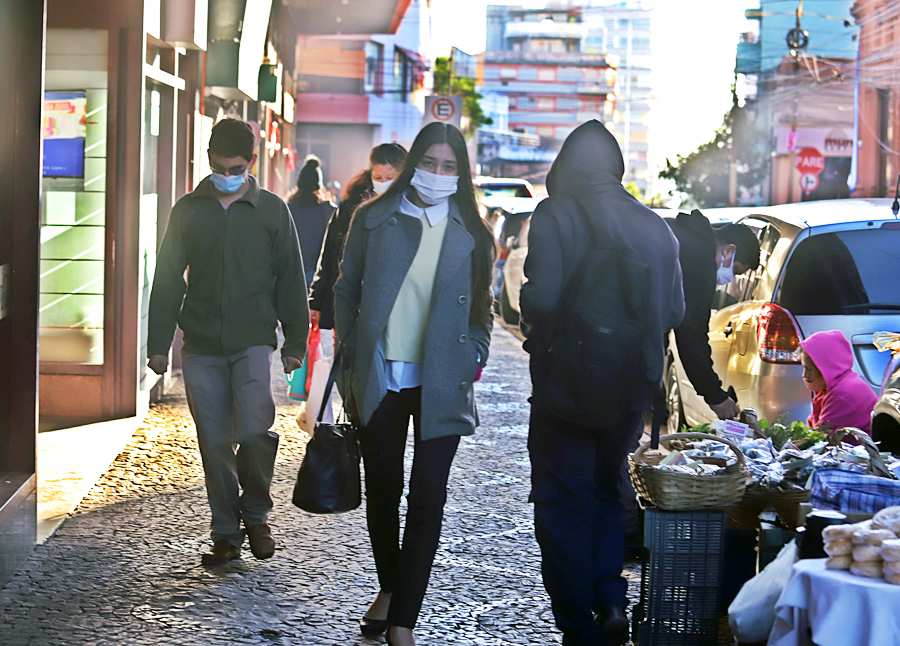 Meteorología anuncia un viernes fresco a frío y con vientos del sur