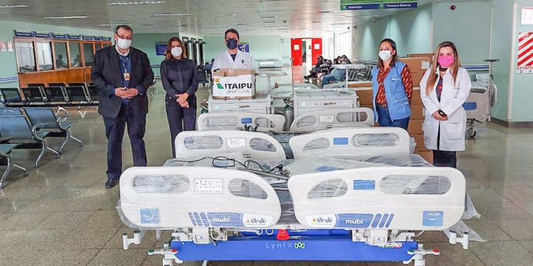 Prosigue entrega de medicamentos, insumos y equipos para fortalecer sistema sanitario