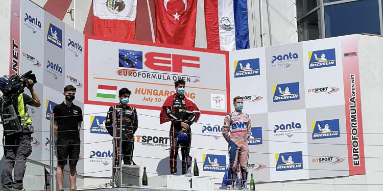 Histórico: Podio para Joshua Duerksen en su debut en la F3 Histórico: Podio para Joshua Duerksen en su debut en la F3