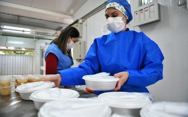Itaipu entregó más de 30.000 raciones de alimentos para personal de blanco y pacientes