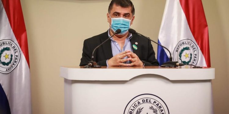 El fin de semana se inmunizarán docentes, policías, militares y trabajadores de prensa