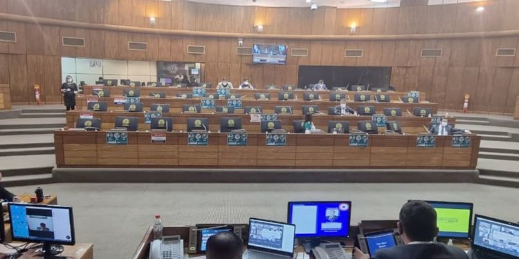 Archivan intención de crear un seguro para la agricultura familiar campesina Archivan intención de crear un seguro para la agricultura familiar campesina