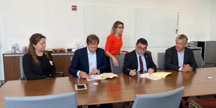 Paraguay concreta dos millones de vacunas Moderna para 2022 Paraguay concreta dos millones de vacunas Moderna para 2022