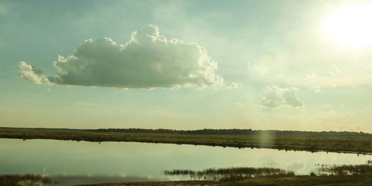 Meteorología pronostica un día soleado y con vientos del noreste