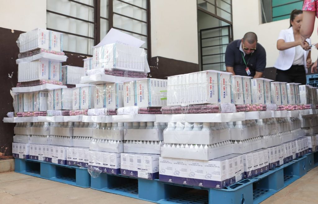 Salud prevé adquisición de insumos y medicamentos para los próximos dos años Salud prevé adquisición de insumos y medicamentos para los próximos dos años