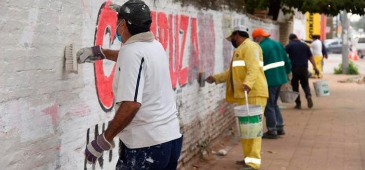 Retiran propaganda electoral extemporánea en la Capital Retiran propaganda electoral extemporánea en la Capital