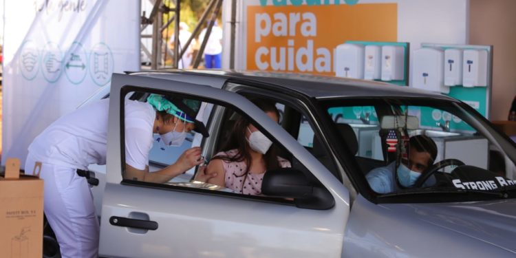 #VacunatePy marca tendencia en las redes sociales