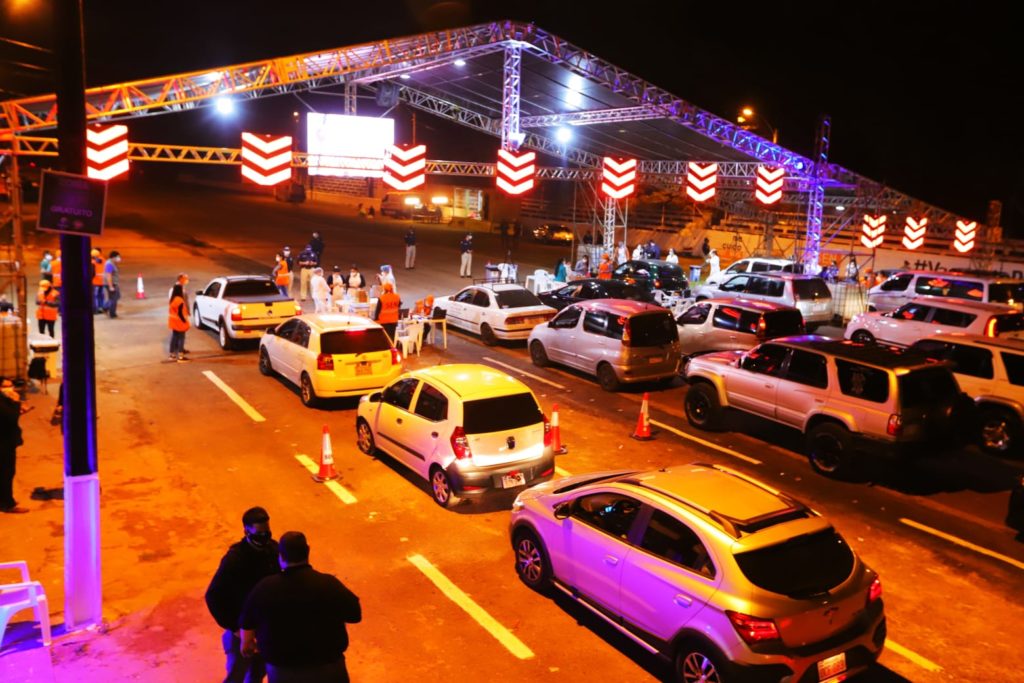 Más de 93.000 personas se vacunaron contra el covid-19 en una maratónica jornada