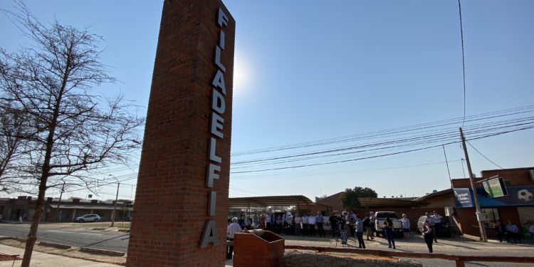 Filadelfia celebra 90 años de su fundación