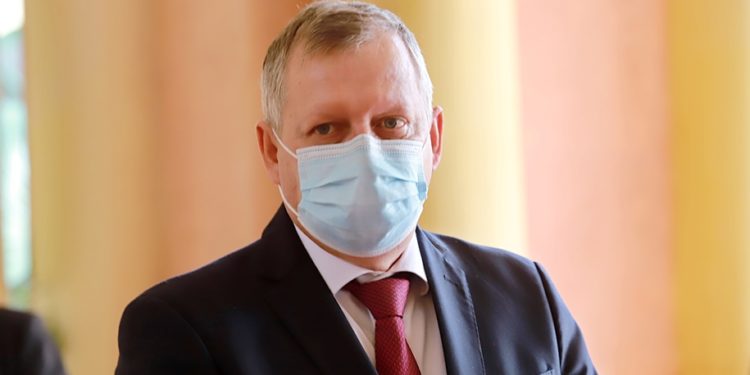 Ministro dice estar abierto a dialogar con campesinos