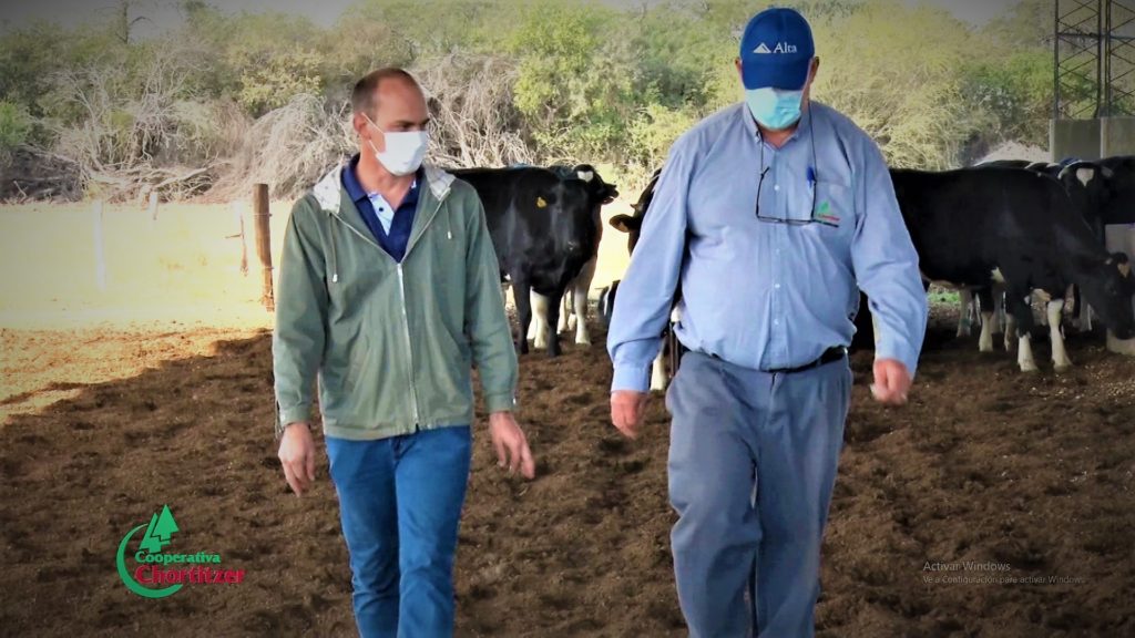 En Chortitzer acompañan al productor primario de cerca para alcanzar sus objetivos En Chortitzer acompañan al productor primario de cerca para alcanzar sus objetivos