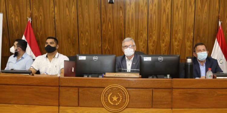 Debaten sobre costos operativos y precios de referencia en fletes terrestres