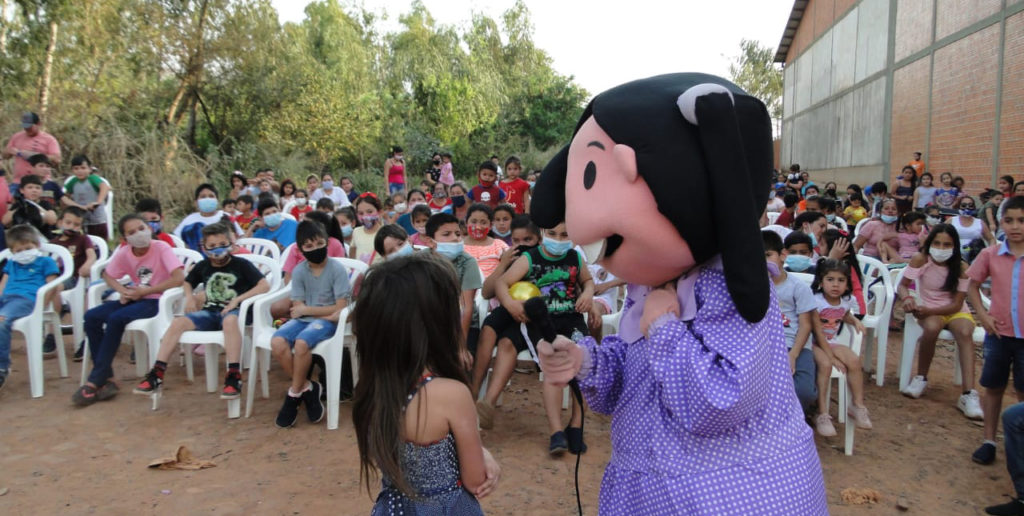 Yo amo a la Familia continúa impactando a cientos de familias cada semana