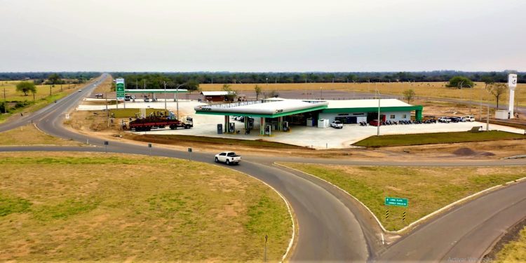 Habilitan la primera estación de servicios ECOP Chortitzer que atenderá 24 horas Habilitan la primera estación de servicios ECOP Chortitzer que atenderá 24 horas