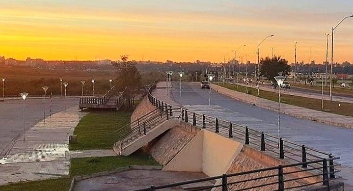 Pronostican día cálido a caluroso con vientos moderados del noreste