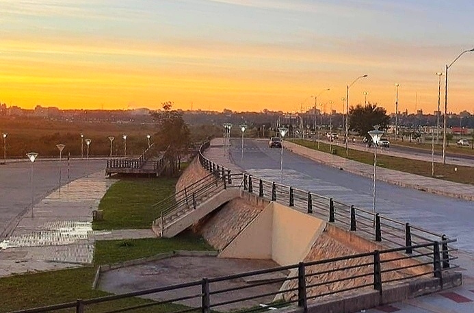 Pronostican día cálido a caluroso con vientos moderados del noreste