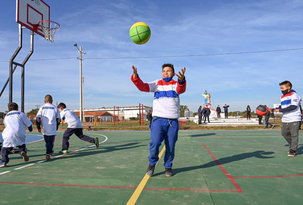 SND inaugura otra Plaza Deportiva en Pilar y amplía territorio saludable