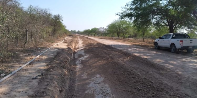 Realizan colocación de cañerías en Urunde’y Realizan colocación de cañerías en Urunde’y
