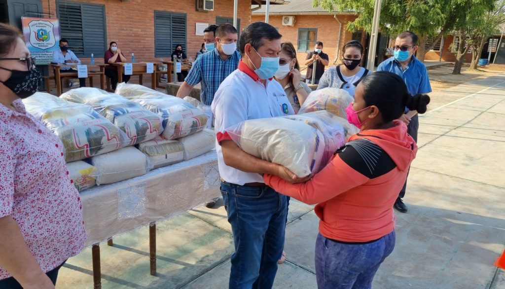 Realizan tercera entrega de almuerzo escolar en instituciones educativas de Boquerón Realizan tercera entrega de almuerzo escolar en instituciones educativas de Boquerón