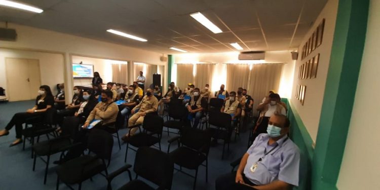 Funcionarios del SENEPA son capacitados en identificación de mosquitos de diversos géneros Funcionarios del SENEPA son capacitados en identificación de mosquitos de diversos géneros