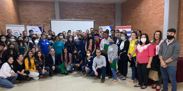 Realizan taller de Educación Financiera en Loma Plata