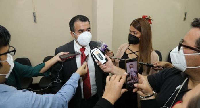 Ejecutivo analizó con Diputados recursos para atender programas de Salud