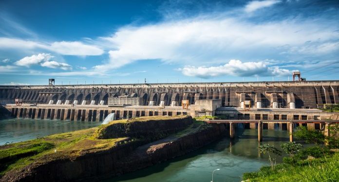 Itaipu sigue con una alta productividad hidroeléctrica pese a las bajas afluencias Itaipu sigue con una alta productividad hidroeléctrica pese a las bajas afluencias