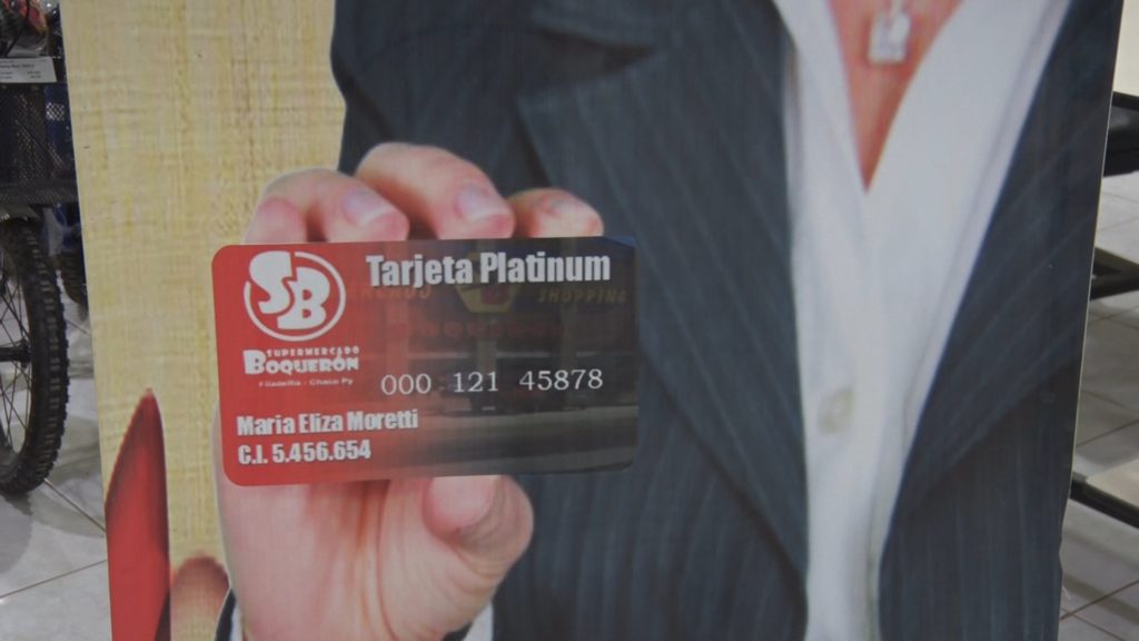 Presentan beneficios de la tarjeta de fidelidad para clientes de Supermercado Boquerón