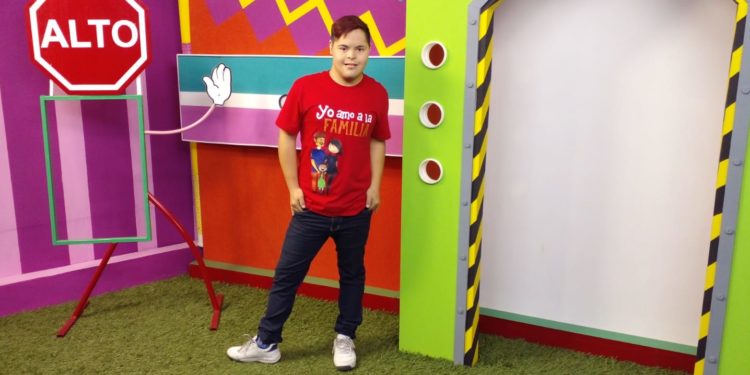 Adolescente con síndrome de Down es sensación en TV Adolescente con síndrome de Down es sensación en TV