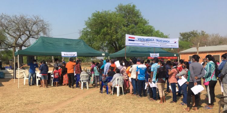 Cientos de personas beneficiadas con atención médica gratuita en Yalve Sanga Cientos de personas beneficiadas con atención médica gratuita en Yalve Sanga