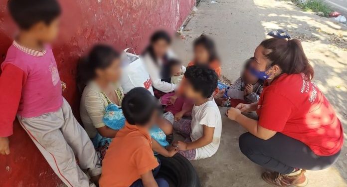 Más de 740 niños, niñas y adolescentes en situación calle fueron asistidos en agosto
