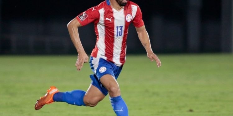 Alberto Espínola se pierde lo que resta del combo