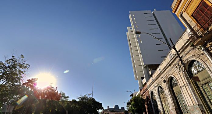 Mitad de semana con clima fresco a cálido y vientos del sureste Mitad de semana con clima fresco a cálido y vientos del sureste