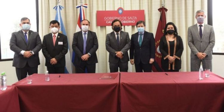 Paraguay y la Provincia de Salta firman convenio para fortalecer turismo y comercio