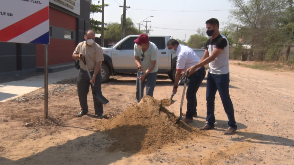 Gobernación dio orden de inicio de obra para pavimentación de calles en Boquerón Gobernación dio orden de inicio de obra para pavimentación de calles en Boquerón