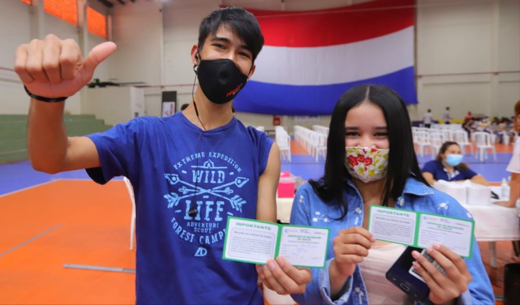 Más de 17.800 personas recibieron la primera dosis ayer y suman 2.523.756 vacunados Más de 17.800 personas recibieron la primera dosis ayer y suman 2.523.756 vacunados