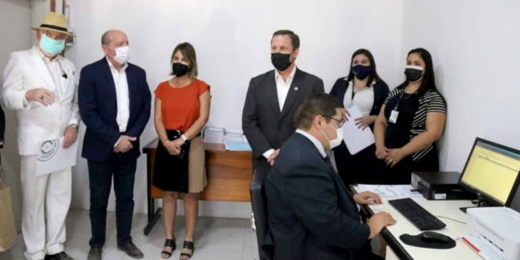 Concretan primera firma electrónica de oficios judiciales digitales en Boquerón Concretan primera firma electrónica de oficios judiciales digitales en Boquerón