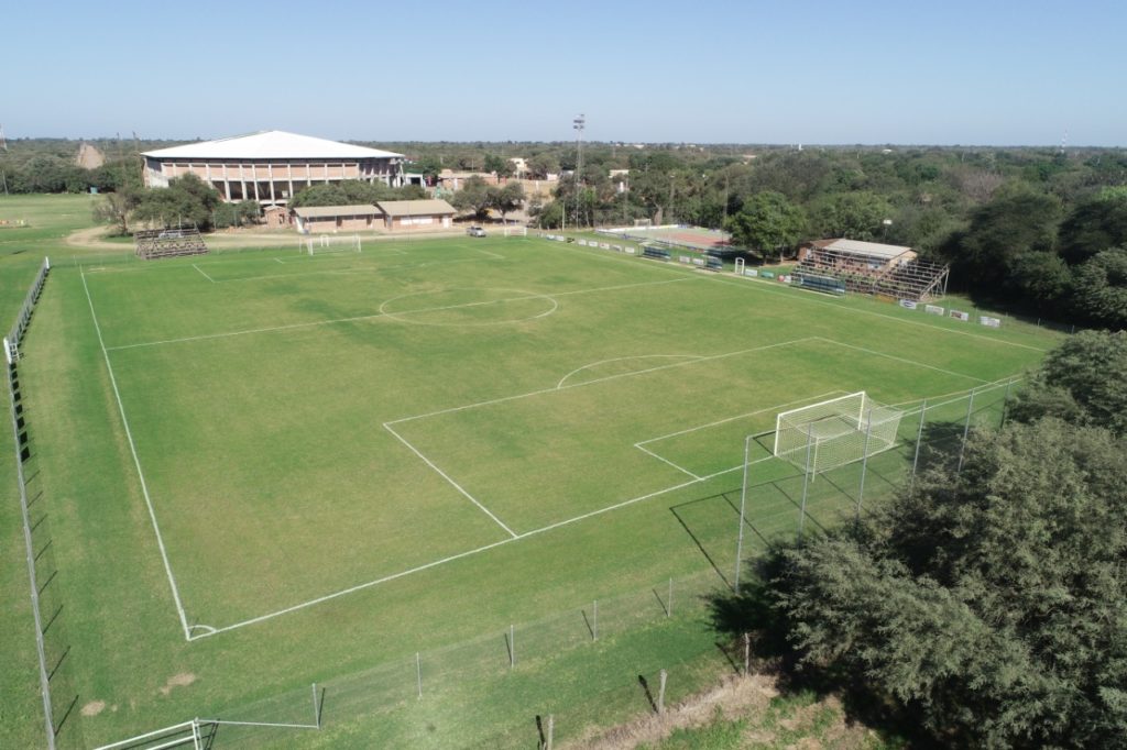 En el marco del aniversario de la RCC las estrellas del fútbol paraguayo visitan el Chaco