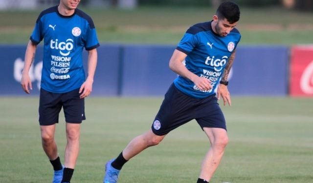 La Albirroja ultima preparativos para medir a la Argentina La Albirroja ultima preparativos para medir a la Argentina