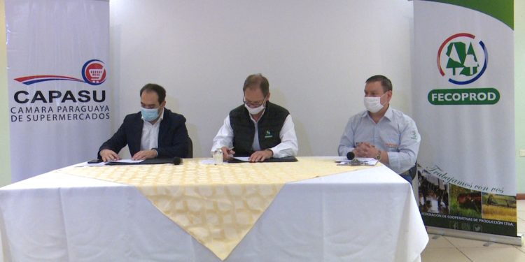 CAPASU y FECOPROD firman convenio para fortalecer la relación campo – supermercado