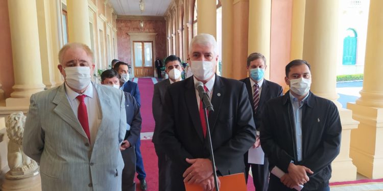 Gobierno ampliará presupuesto para obras de agua y saneamiento en Alto Paraná