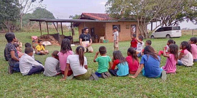 Medio siglo llevando mensaje de amor y esperanza a comunidades nativas Medio siglo llevando mensaje de amor y esperanza a comunidades nativas