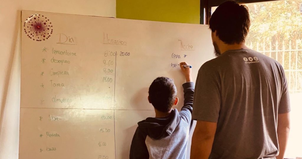 Hogar brinda protección a niños con VIH