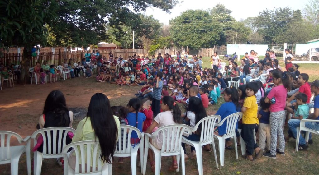 Niños de Caaguazú reciben desayuno y merienda Niños de Caaguazú reciben desayuno y merienda
