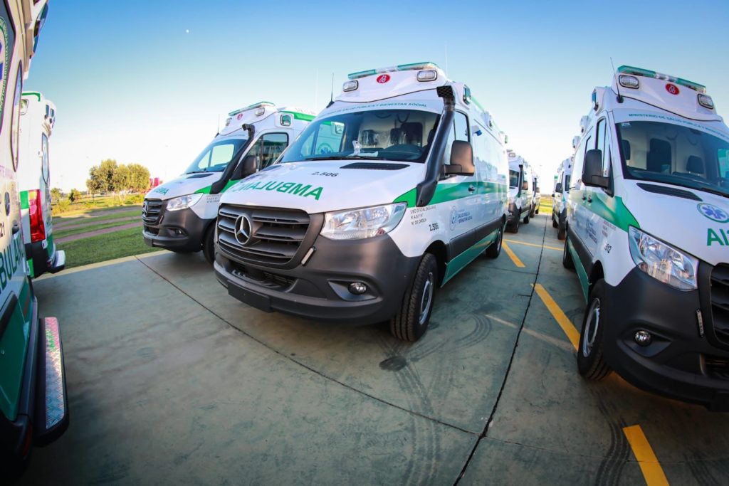 Gobierno entrega 27 ambulancias y nueva infraestructura para salud pública Gobierno entrega 27 ambulancias y nueva infraestructura para salud pública