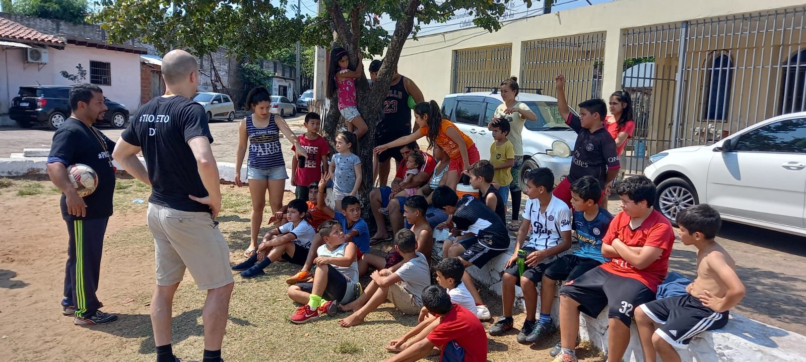 Realizaron actividad social a favor de las familias del Barrio San Pedro