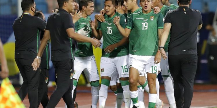 Bolivia llega con bajas para el duelo con la Albirroja Bolivia llega con bajas para el duelo con la Albirroja