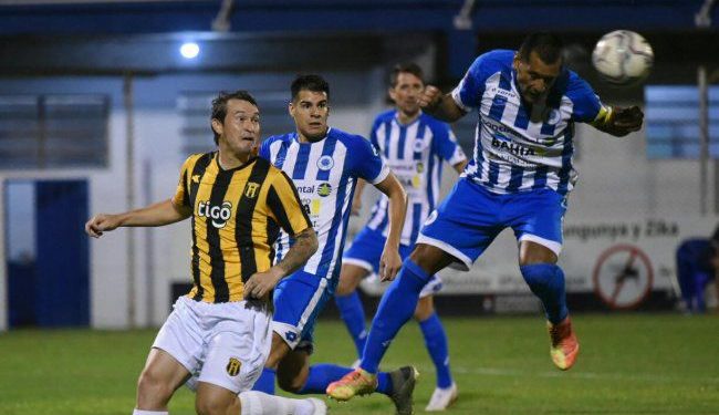 El 12 recibe al puntero en Itauguá El 12 recibe al puntero en Itauguá